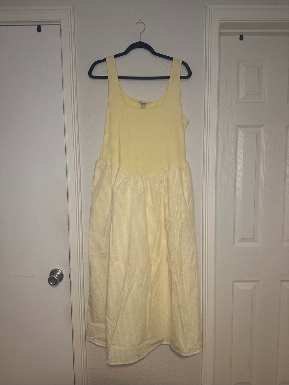 a new day Pale Yellow Sleeveless Midi Dress